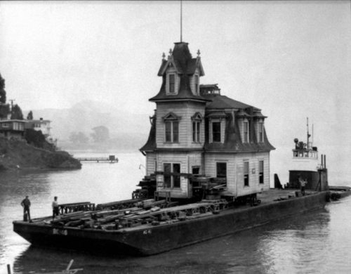 sailorgil:“ The Ultimate Houseboat “  …   The Lyford House being saved from demolition and moved by 