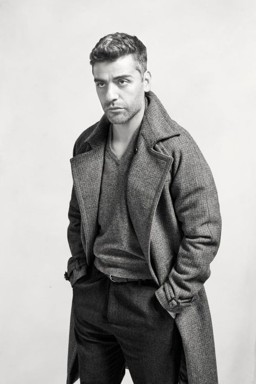 nkp1981:Oscar Isaac photographed by David Slijper for ‘Esquire’, 2017
