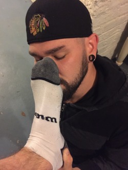 scottish-sock-master:  yngrawcumdump:  …sniffin’ a guy’s socks in the basement of his building.  👣