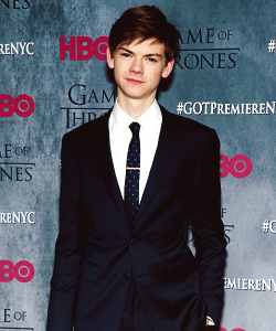 thomas-gangster:  thomas brodie-sangster at the NY Game Of Thrones premiere (march 18th 2014) 