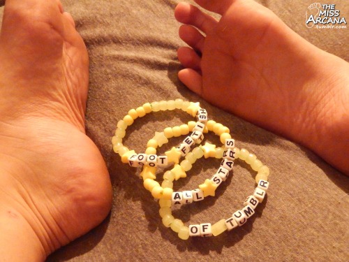 its-all-about-the-toes: themissarcana: I love kandi and making it, and since you guys are the all s