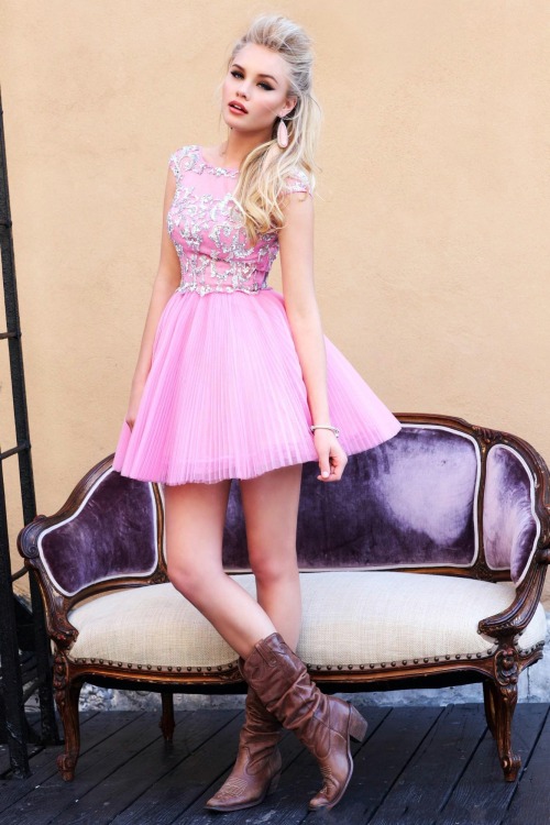 i-wear-my-sisters-clothes: I want this dress !!!!!!!!