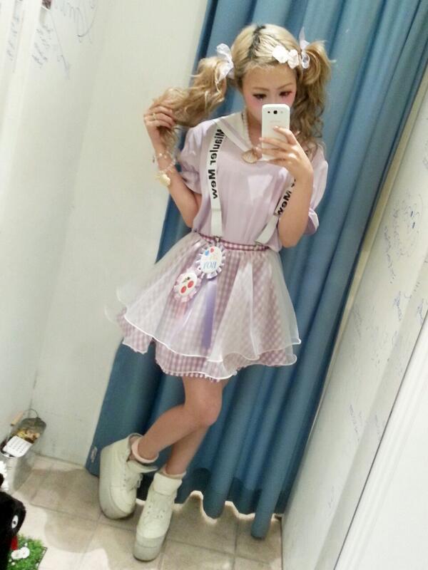 gyarushopstaff:  ミオレミューコーデ(*´∀｀*) 