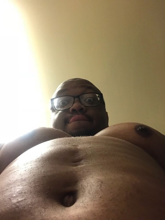 walkertexasblackpowerranger:  donniebearsama:  #donniebearsama  😍😍😍😍😍🤤🤤🤤🤤 just my type!!!!!