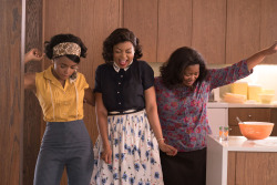 afrikangyal:  nasty-mf:  chrissymaayy:  ronniesnark:  Here’s the first look at Hidden Figures, the story of pioneering yet unsung Black women—namely the “human computers” Katherine Johnson (Taraji P. Henson), Dorothy Vaughn (Octavia Spencer) and