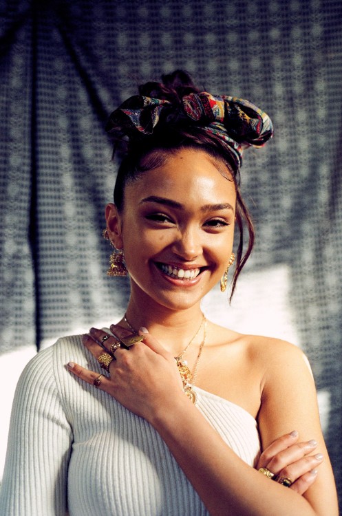 crazyrichxplainr: Joy Crookes