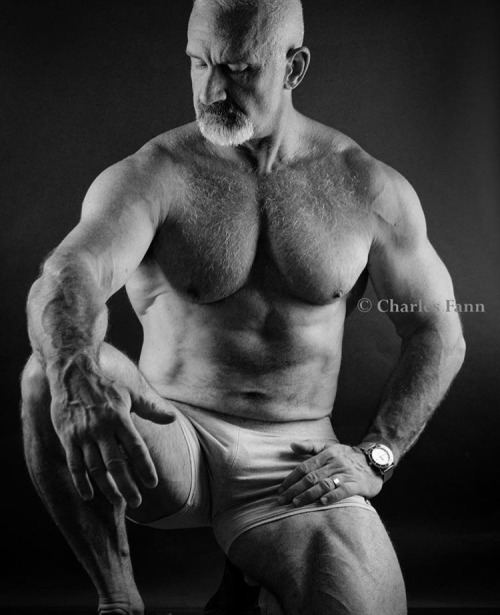 musclebears-men-at-large: Michael Kidd by Charles Fann