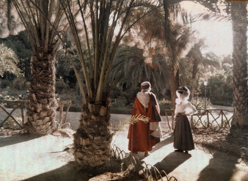 Algerian garden, 1923. Autochrome, photograph –  Jules Gervais-Courtellemont. Black sand beach, Hawa