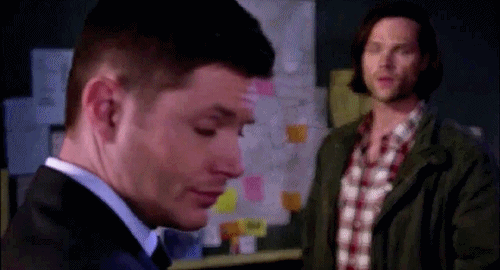 nuttinonjethro:They both look so fucking done with him