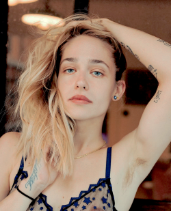 jessajohensson:    jemima kirke for i-D 