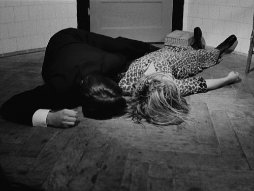 ozu-teapot:Der amerikanische Soldat (The American Soldier) | Rainer Werner Fassbinder | 1970