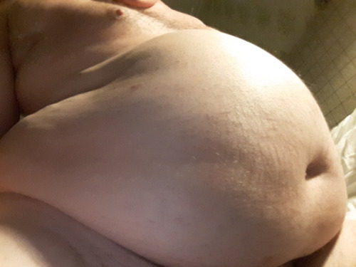 benjay2016: Enjoying getting obese