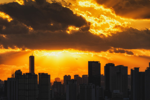 Seoul sunset, seen from Mt. Namsan.