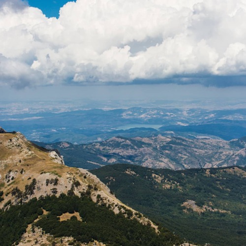 Pollino - The view from Mt. Dolcedorme #mountains #mountain #montagna #serradolcedorme #pollino #pol