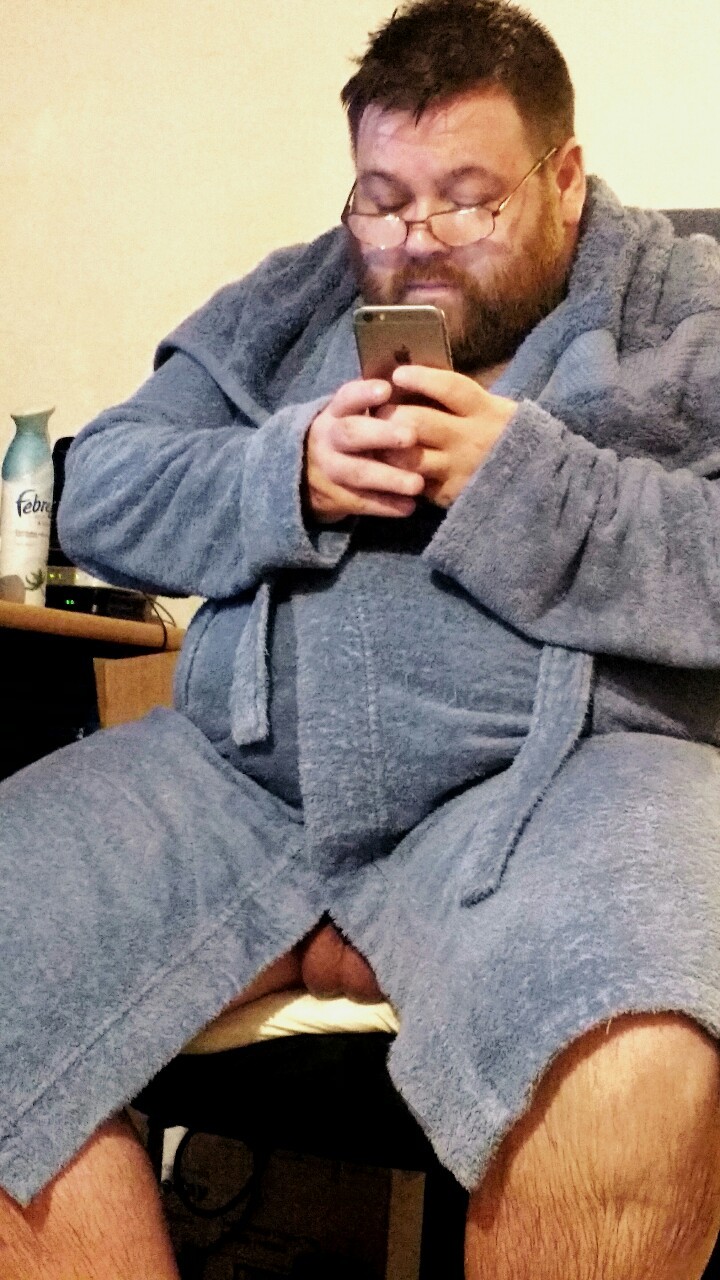 bearcolors:  chubbyaddiction:  korndoggy:  Fresh out the bath…I don’t think he