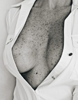 curious2know1:  “Those freckles make you seem like a galaxy of stars, just waiting to be explored and loved” Nikita Gill