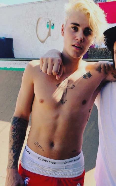 Male Celebrity Pits