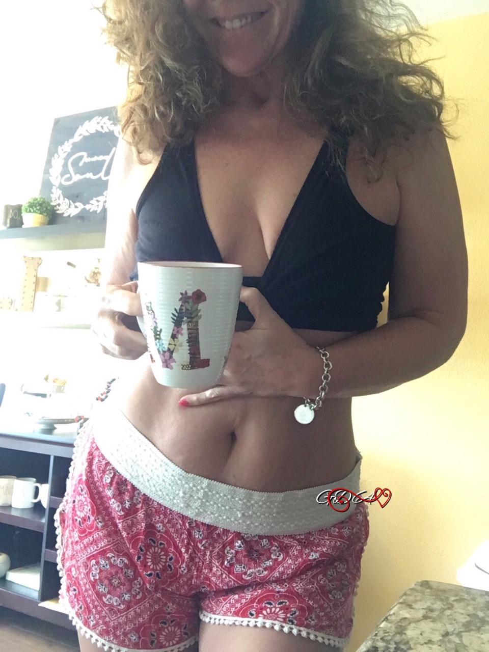 goingdown64:  And a Happy Wednesday to y’all!! More rain for us today….but coffee