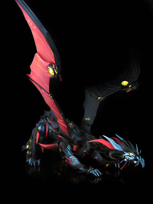 youcannotpartywithyourpantsup:  Awesome Predaking custom by Frenzyrumble: http://www.flickr.com/photos/accardi1/with/11456224696/