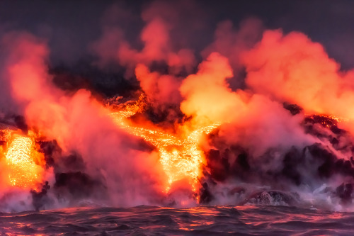 amazinglybeautifulphotography:Rivers of lava entering the Pacific as Kilauea erupts (2500x1667) by M