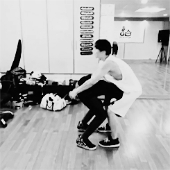  j:eta and b:eta successful attempt at the somersault— hug   