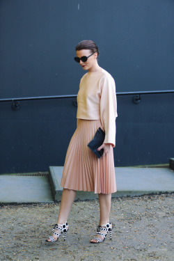 topshop:    Accent head to toe nude with