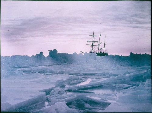 humanoidhistory:Early color photographs of Antarctica, circa 1915, by Australian adventurer Frank Hu