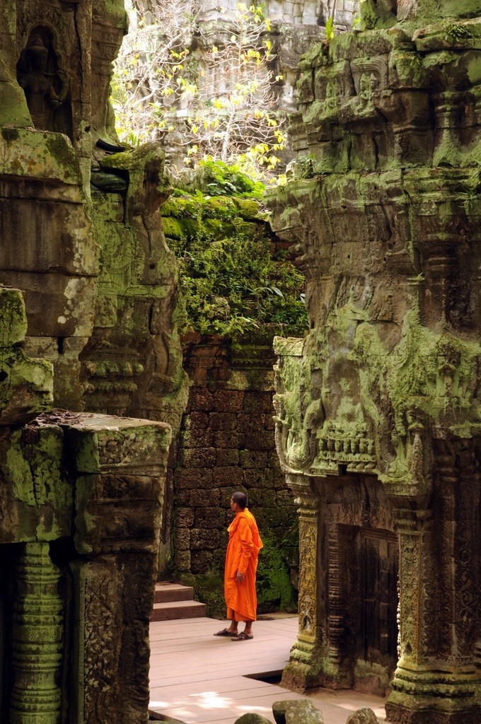 watchgreatnessss:  //   Peace be with you&hellip;Niceeeeee