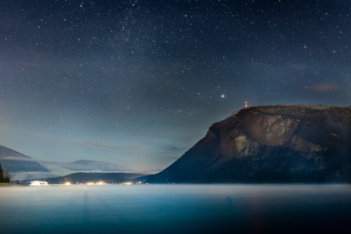 brutalgeneration:  salmon arm stars (by Ludvig_Auclair)