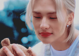 That Star, I Hope My Voice Reaches To That Star. , Hwang Hyunjin.