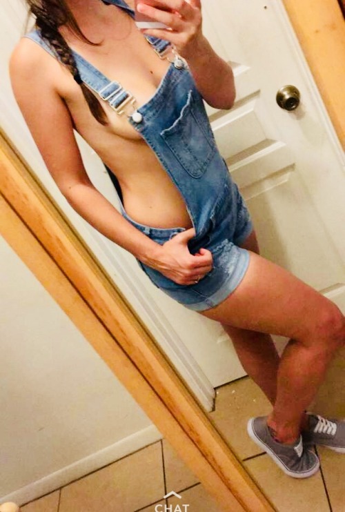 golde-daddy: My fiancé new outfit what do you think?