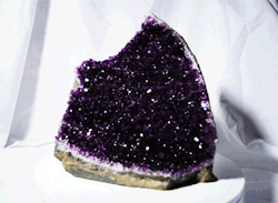 crystalarium:  Amethyst Crystal Geode from