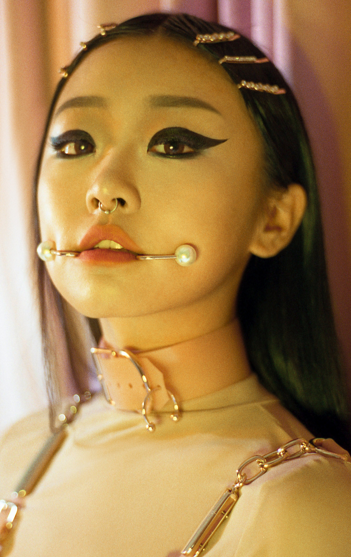 rebekahseok: Ellen wearing Creepyyeha and makeup by Sage for Galore