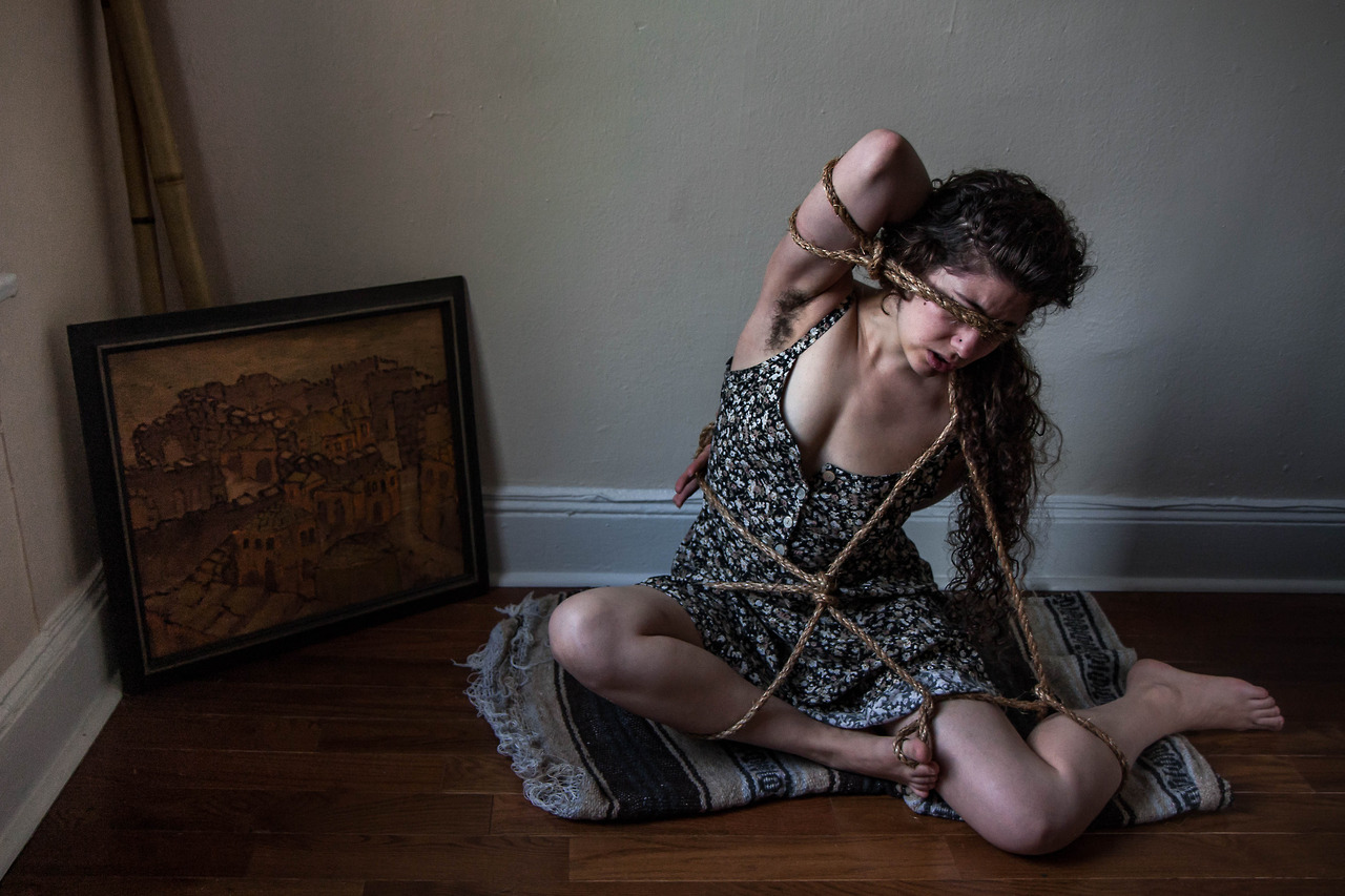 theropediary:  Experimenting with some strange rope with Marceline_VQ.  9/14/17Rope/Photo: