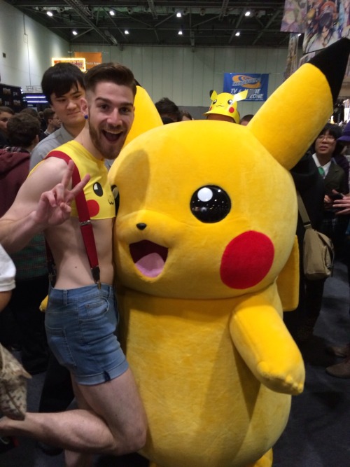 brosfuck:  Gotta catch ‘em all!