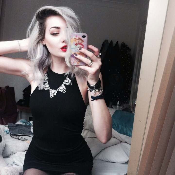 pi-xy:  it’s me i’m back  IG: jchxntelle