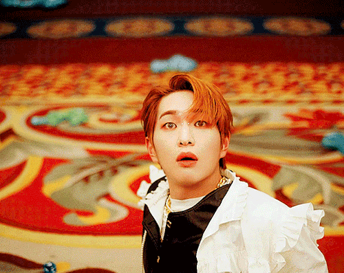 ONEW DICE MV