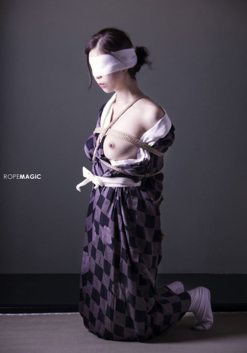 ropemagic:  “Nadeshiko“ via ROPE MAGiC feat. Nadeshiko 