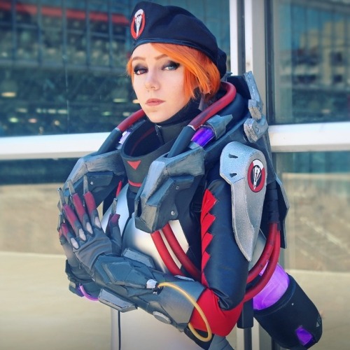 chimichanga-chan:So I made a Blackwatch Moira cosplay