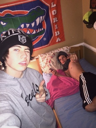 hotfamousmen:  Nash and Hayes Grier