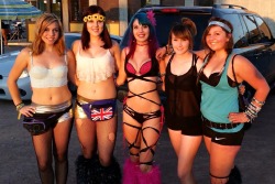 roxypotter13: Raver girls at Sun City! 