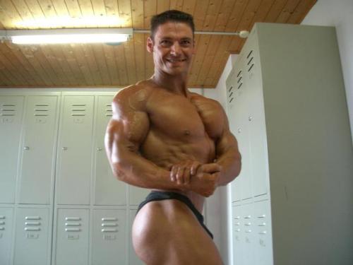 muscleclubeblog:    Mike Winzeler  