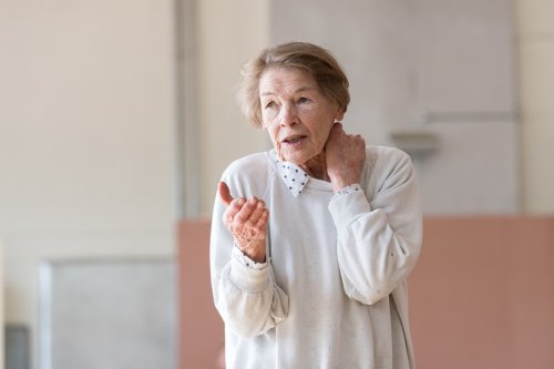 fyeahbroadway: Glenda Jackson as the title character in King Lear in rehearsal at the Old Vic. Photo