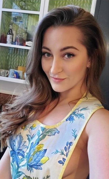   Pornstar Galaxy (In Selfie Mode) ⋆⋆⋆ Dani Daniels