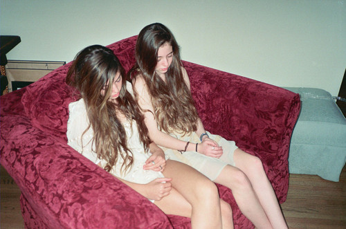 be-a-serial-killer:  turnoffyour-m-i-n-d:  delusioned-youth:  m—ermaid:  hippiesispunkz:  x  ♡   ☆  †♥Vintage Models & Soft Grunge♥† 