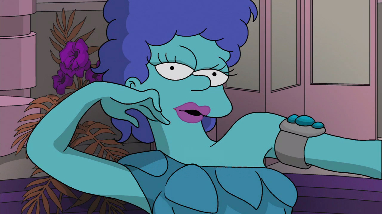 ds9vgrconfessions:startrekgifs:    Re-blogging for Milhouse as Quark.  (Or maybe