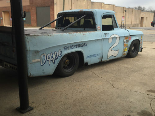 jeremylawson:  1970 Dodge D100 I stumbled across while scouring Ebay.