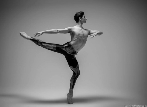 pas-de-duhhh:  Sterling Baca American Ballet Theatre Luis Pons Photography