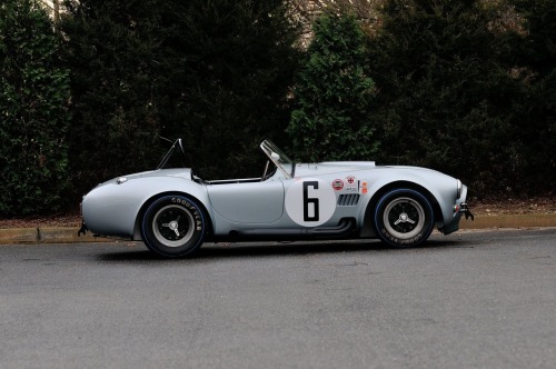 hotrodzandpinups:  For reals peeps orig 427 race 
