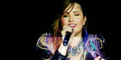 thatsdemis-blog:  Demi Lovato - Rio de Janeiro, Brazil 04/27 (x) 